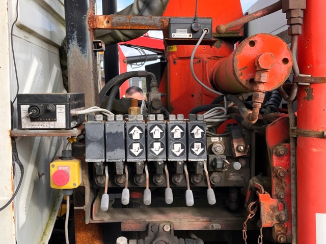 1105548-29 Mercedes-Benz UNIMOG U 1300 L - 1986