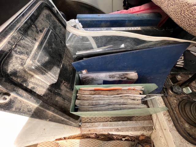 1105548-51 Mercedes-Benz UNIMOG U 1300 L - 1986