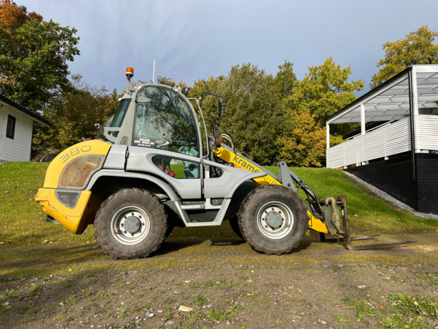 1039648-3 Loader Kramer 380 - 2005
