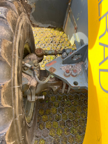 1039648-14 Loader Kramer 380 - 2005