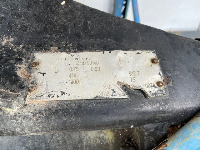 1039648-26 Loader Kramer 380 - 2005