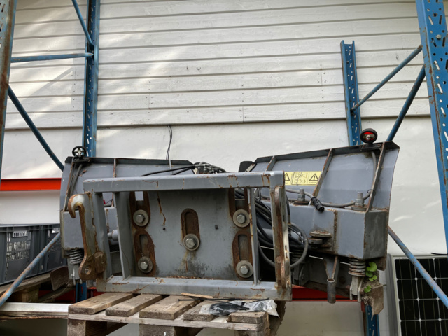 1039648-30 Loader Kramer 380 - 2005