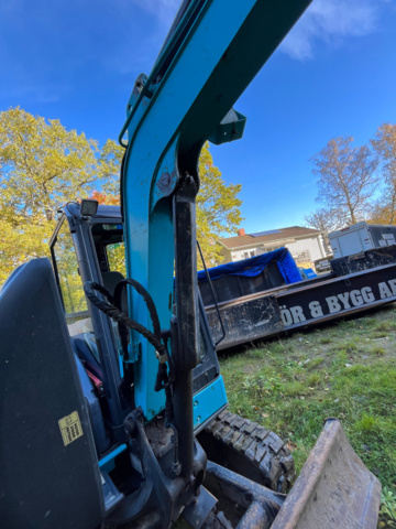 1039653-7 Excavator Airman AX33U-5 - 2012