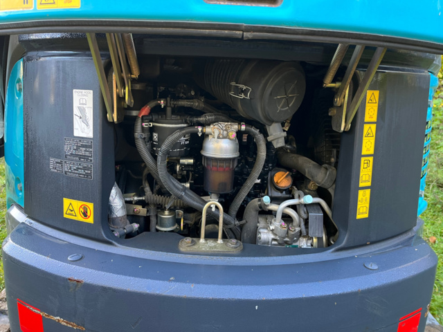 1039653-11 Excavator Airman AX33U-5 - 2012