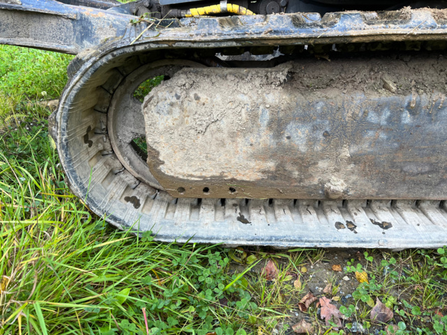 1039653-22 Excavator Airman AX33U-5 - 2012