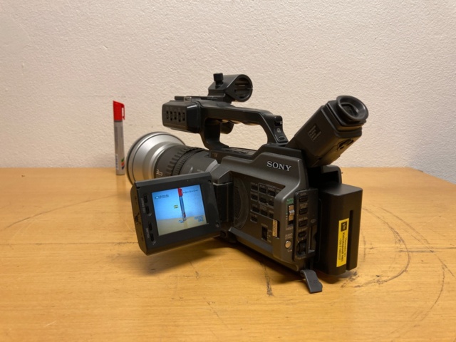 1104087-1 Sony DSR-PD150P Camcorder