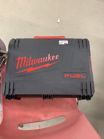 1036798-7 Milwaukee tool kit