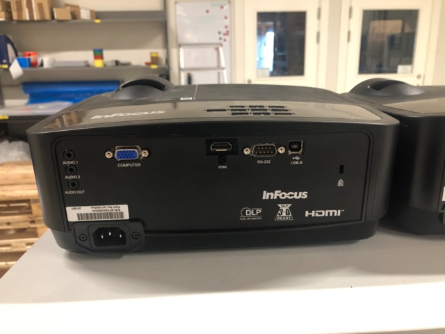 1035247-4 InFocus SP1080 and IN118HDxc projector