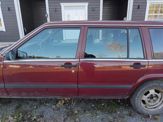 999456-31 Volvo 740 Kombi 2.3 -1990