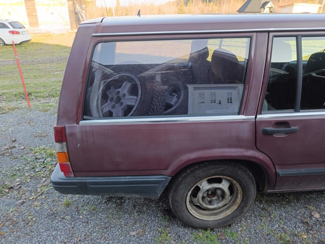 999456-42 Volvo 740 Kombi 2.3 -1990