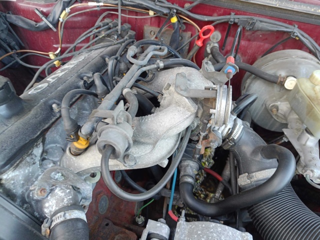 999456-57 Volvo 740 Kombi 2.3 -1990