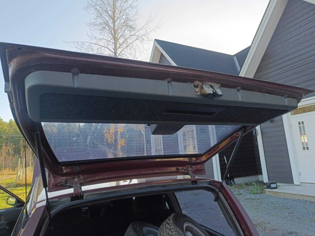 999456-67 Volvo 740 Kombi 2.3 -1990