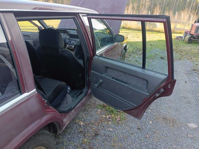 999456-76 Volvo 740 Kombi 2.3 -1990
