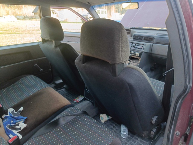 999456-78 Volvo 740 Kombi 2.3 -1990
