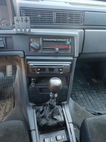 999456-90 Volvo 740 Kombi 2.3 -1990