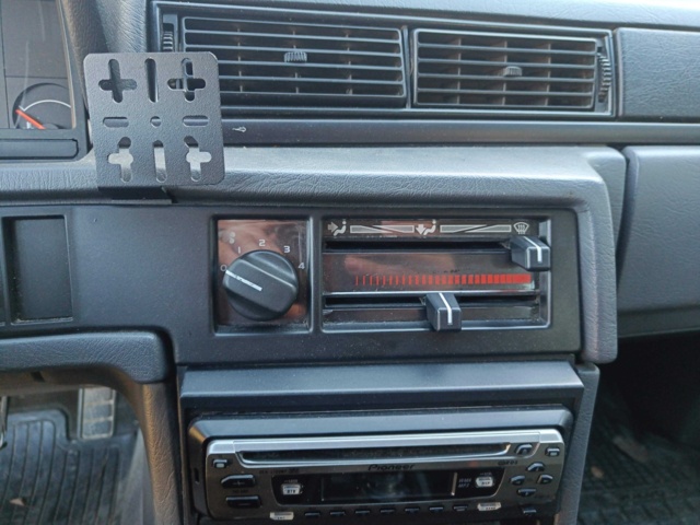 999456-93 Volvo 740 Kombi 2.3 -1990
