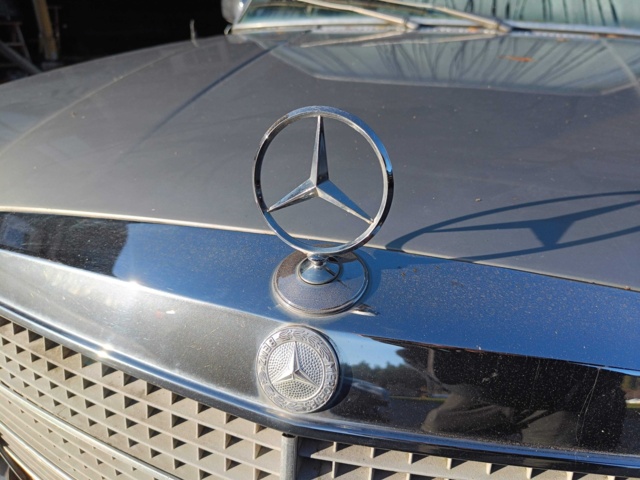 999457-22 Mercedes-Benz 450 SEL -1975 Repair item