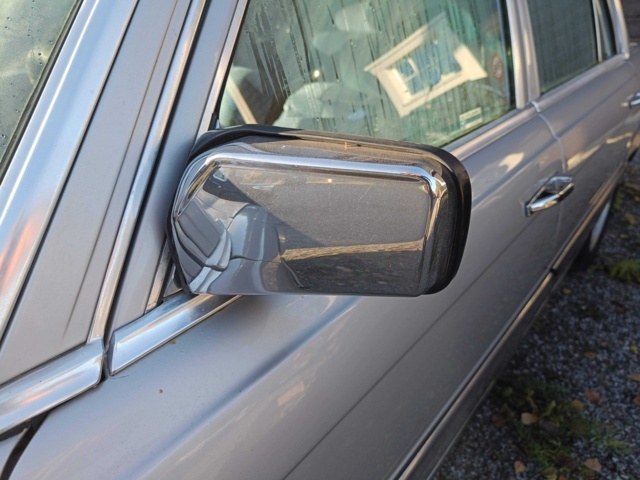 999457-28 Mercedes-Benz 450 SEL -1975 Repair item