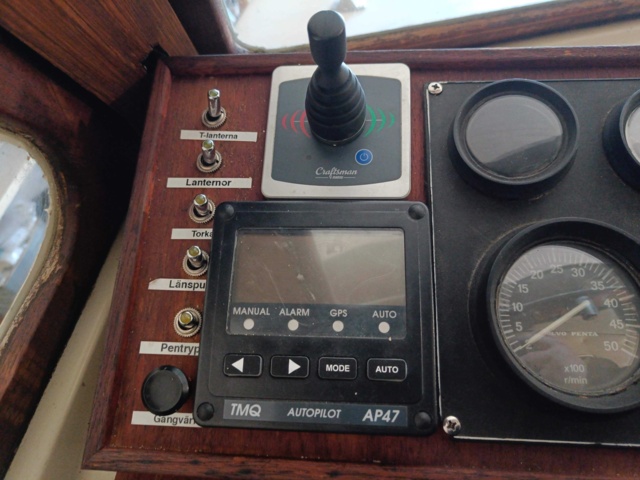 999459-66 Nimbus 26 -1973