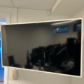 1071113-2 Tv Samsung 49" wall mounted