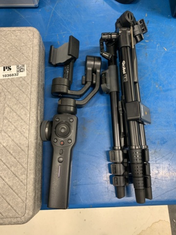 1036832-1 Zhiyun RoHS SMA04 Handheld Smartphone Stabilizer