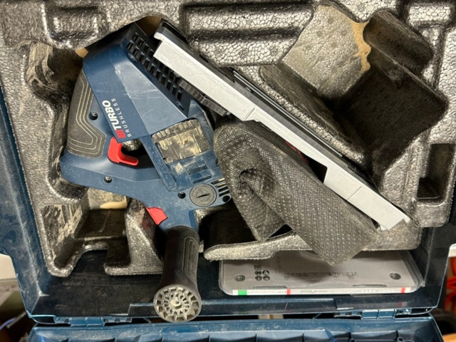 1071205-2 Circular saw Bosch Professional GKT 18V -52GC