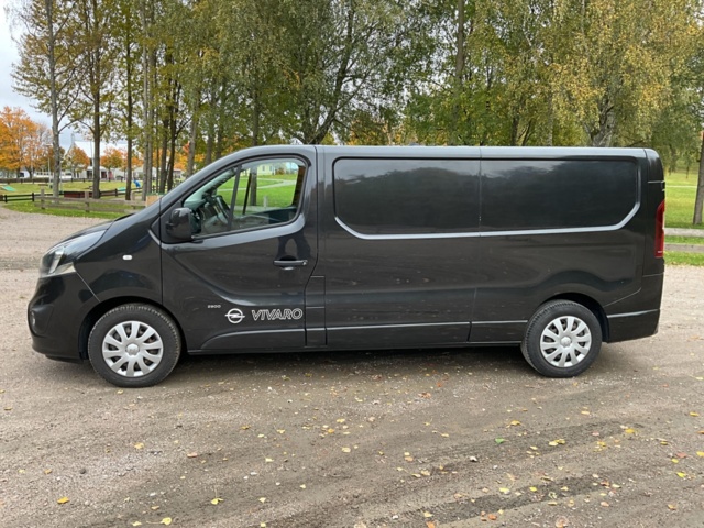1061558-2 Opel Vivaro Van 2.9t 1.6 CDTI BIturbo - 2017