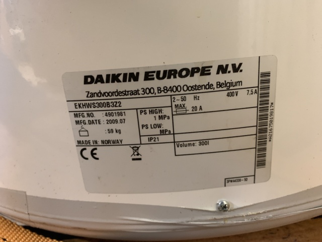 992754-8 Air-water heat pump Daikin Altherma