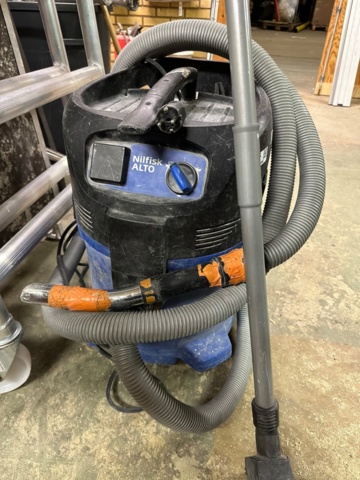 1071286-3 Vacuum cleaner Nilfisk Alto Attix 30-21 XC