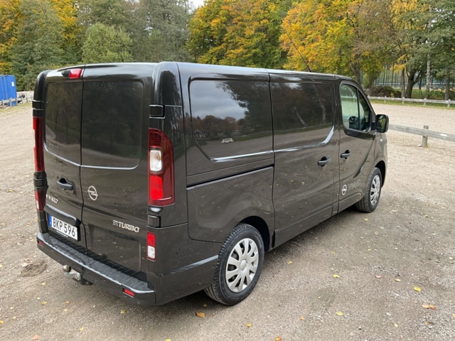 1061559-5 Opel Vivaro Van 2.9t 1.6 CDTI BIturbo - 2018