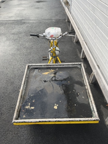 1085740-8 Flakmoped MCB 3-wheeled transport moped