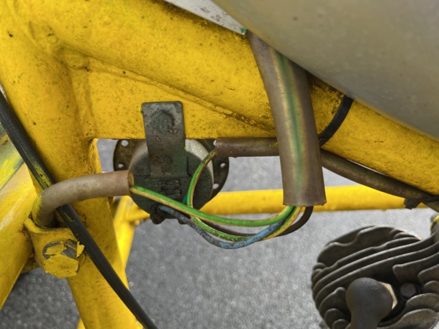 1085740-19 Flakmoped MCB 3-wheeled transport moped