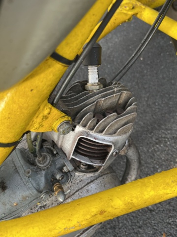 1085740-28 Flakmoped MCB 3-wheeled transport moped