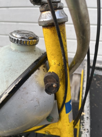 1085740-29 Flakmoped MCB 3-wheeled transport moped