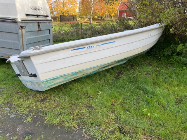 1085743-1 Boat HR 470 Mercury engine 20hp