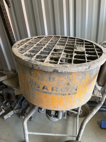 1064777-4 Floating putty mixer Baron