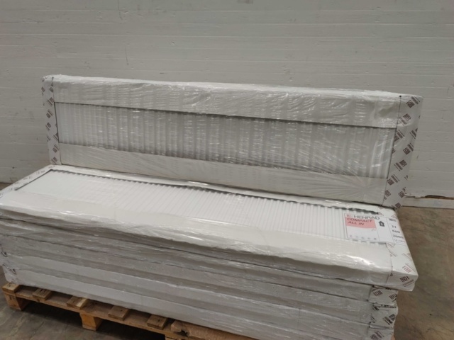 1082514-9 13 radiators Henrad Compact All In 21 500x2000 mm + 22 500x2000 mm