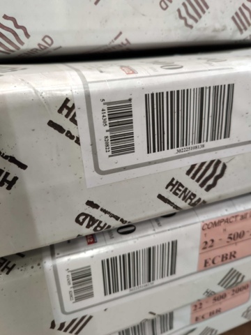 1082514-12 13 radiators Henrad Compact All In 21 500x2000 mm + 22 500x2000 mm