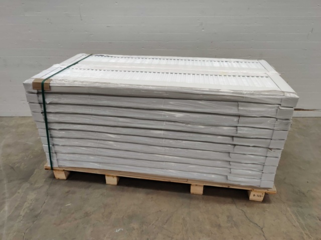 1082517-1 20 radiators Henrad Compact All In 11 400x1800 mm