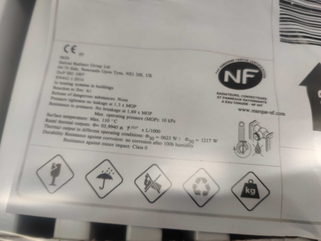 1082517-8 20 radiators Henrad Compact All In 11 400x1800 mm