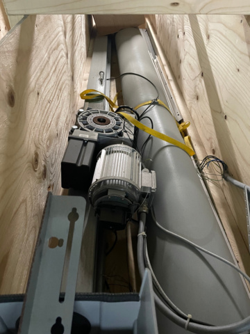 1048169-2 Fast roller door ASSA ABLOY RR300 3200x3700 mm