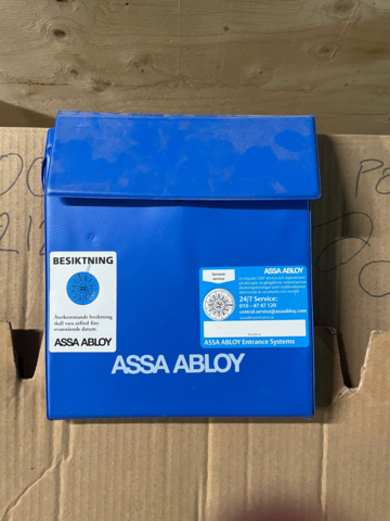 1048169-6 Fast roller door ASSA ABLOY RR300 3200x3700 mm