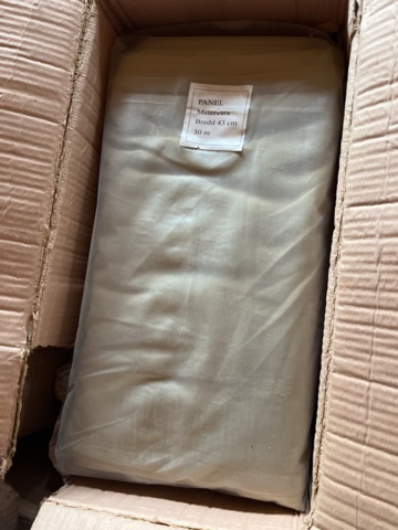 1078416-19 200 cartons with fabric, various different colors and patterns