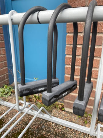 1060370-12 3 bicycle racks with padlocks