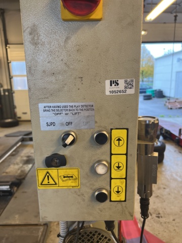 1052652-2 4-Pelarlyft Werther 443JC 4Ton -2013