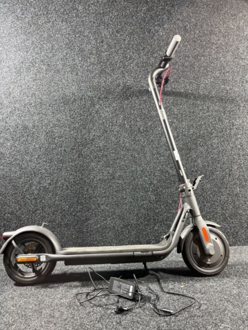 1051242-1 Electric scooter Navee NKT2208-B20 V40