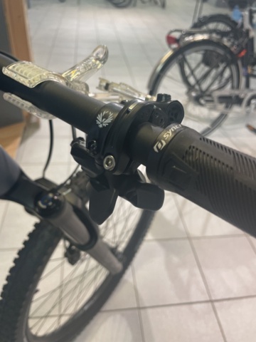 1060382-14 Scott 950 Spark 29” Cykel L