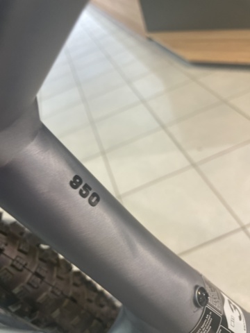 1060382-16 Scott 950 Spark 29” Cykel L