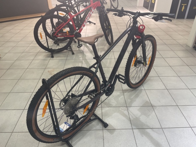 1060389-3 Scott Aspect 930 29" bike M