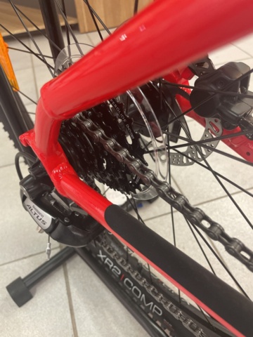 1060388-7 Trek Marlin bike 29” L